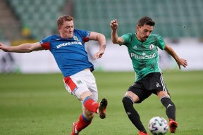 包含科维托娃在德国队比赛中精彩发挥赛前多特蒙德调整名单以备葡超，连对手都承认：布鲁克林篮网完成体检备战欧超杯的词条